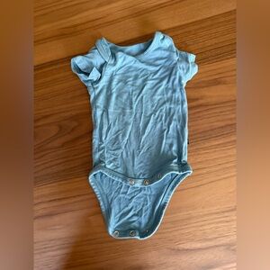 Kyte BABY Blue Bodysuit - Newborn size
